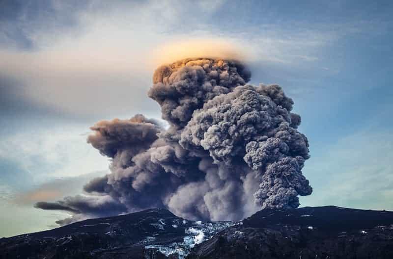 Баурдарбунга — подледный вулкан в районе Нордюрланд-Эйстра на юго-востоке Исландии