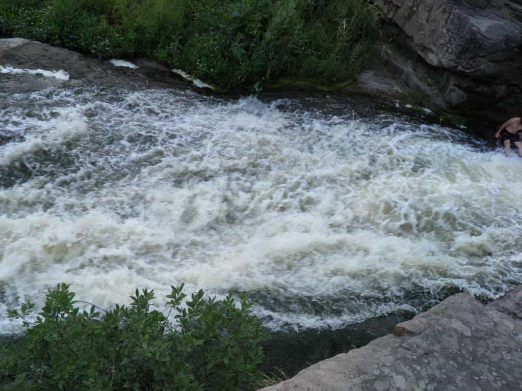Водопады на реке Горный Тикич