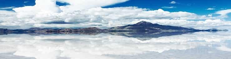 Огромное  зеркало - соляное озеро Уюни