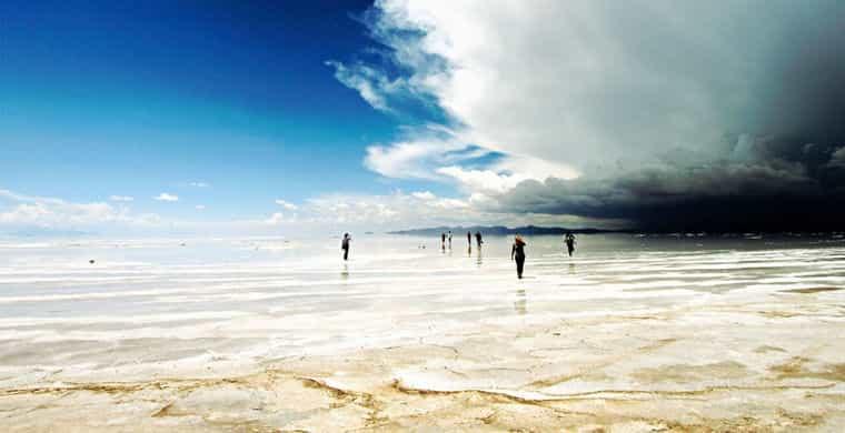 Огромное  зеркало - соляное озеро Уюни (4)
