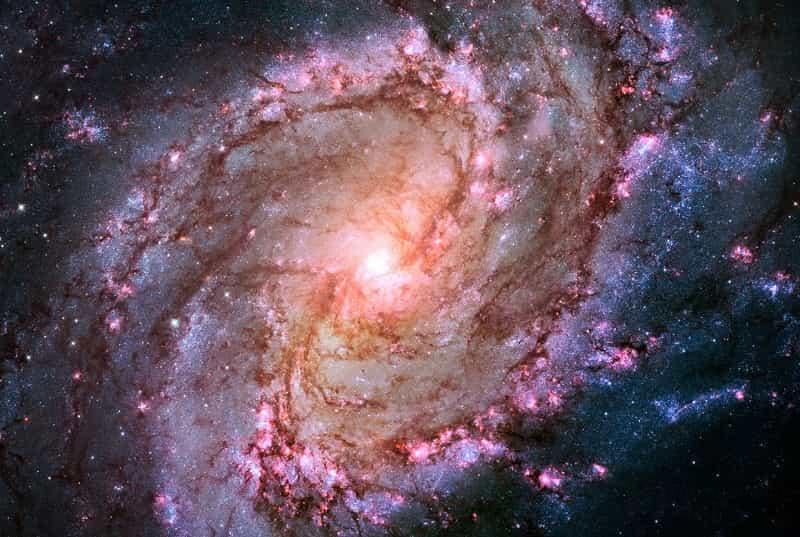 Спиральная галактика Южная Вертушка