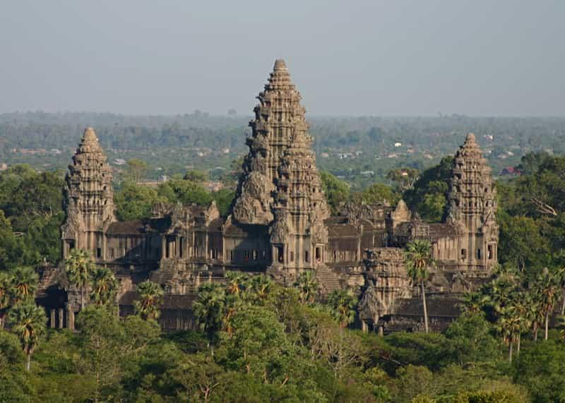 Ангкор-Ват_-_храм_Вишну_в_Камбодже