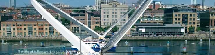 Gateshead Millennium Bridge (мост  Миллениум в Гейтсхеде, Англия)