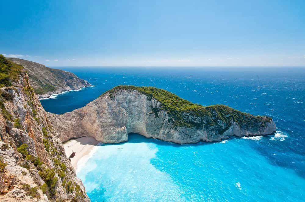 Лазурное море греческих островов
